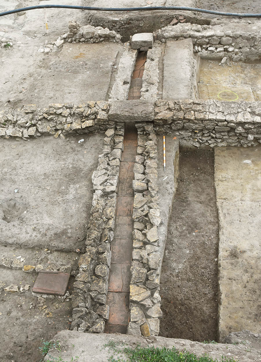2019_Fig_10_canal